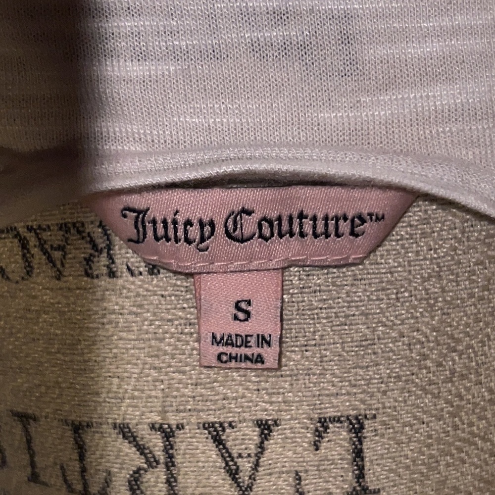 Juicy Couture white flutter open shoulder shortsleeve womens blouse Small shirt - Picture 3 of 6